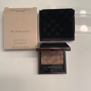 Burberry Eyeshadow Midnight Brown.